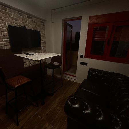 Monkey Room La Línea de la Concepción المظهر الخارجي الصورة
